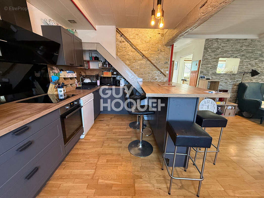 Maison 98 m² à Compiegne  - photo 3