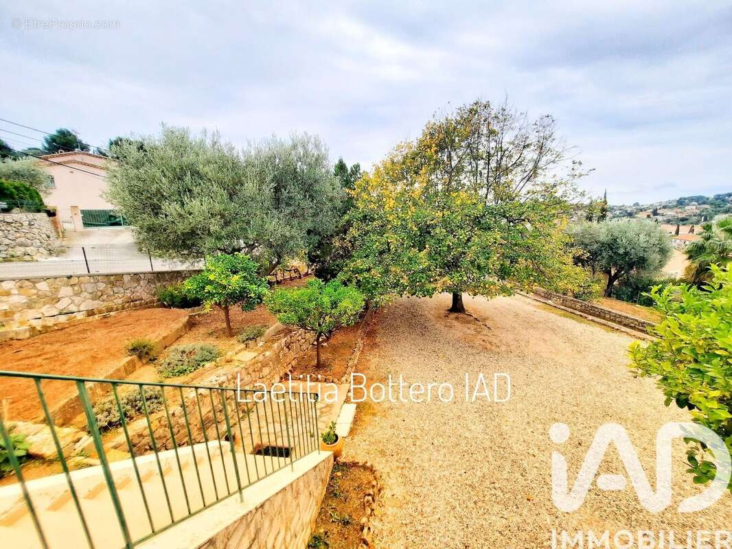 Photo 4 - Maison à OLLIOULES