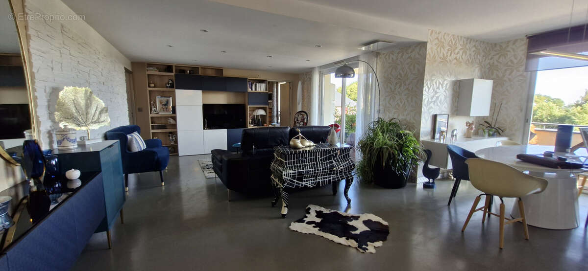 Appartement à BARAQUEVILLE