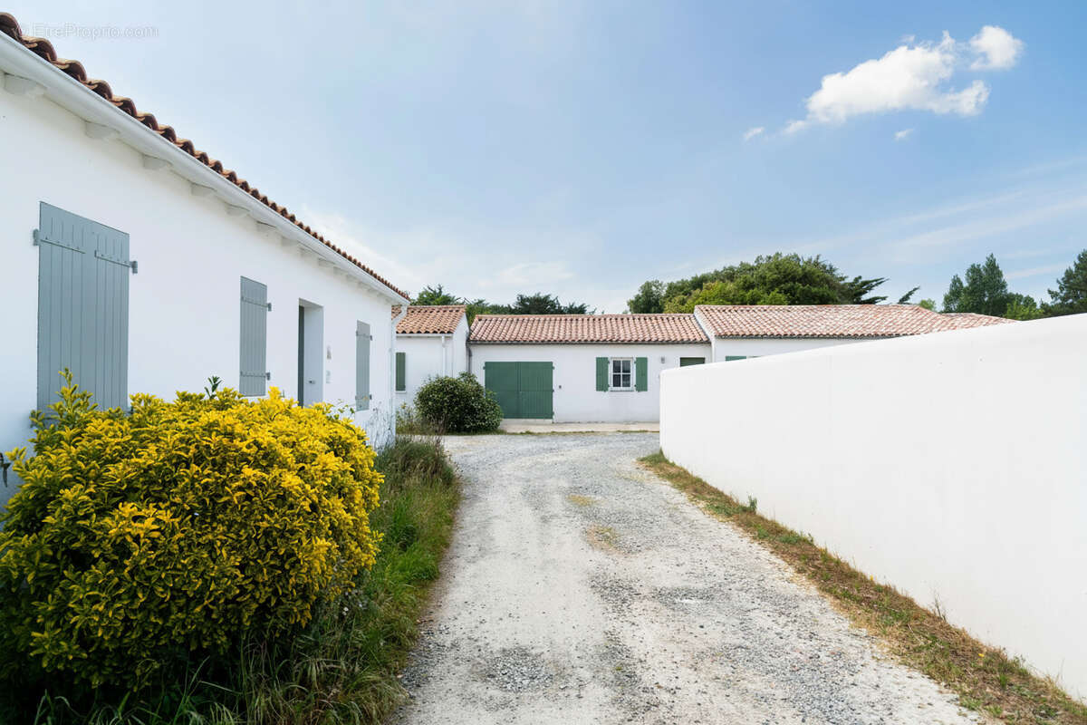 Maison à LA FLOTTE