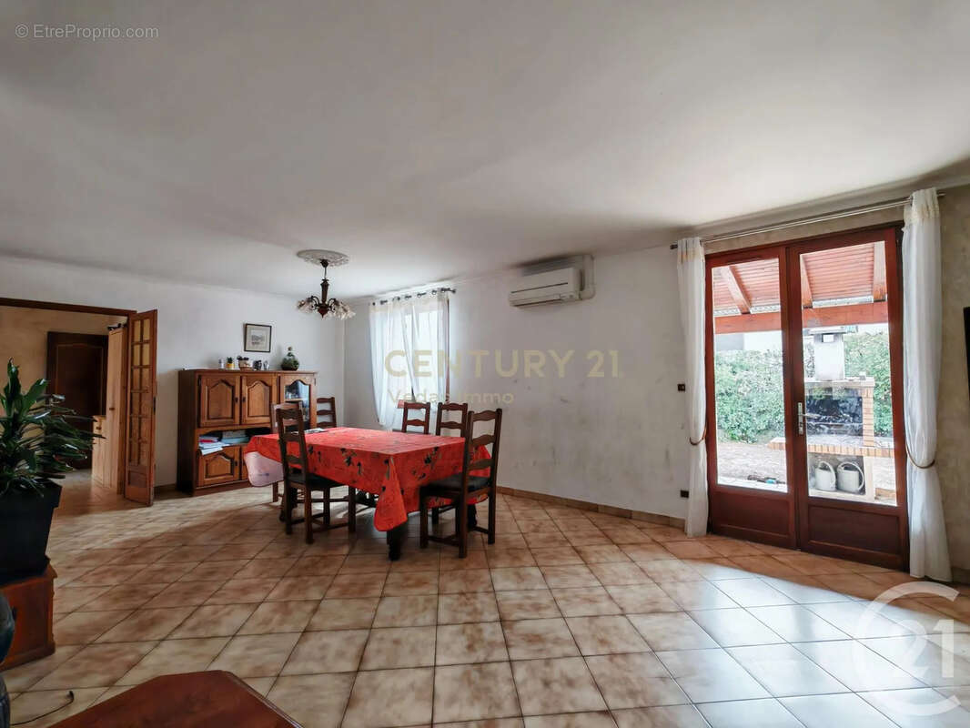 Maison à COURNONTERRAL