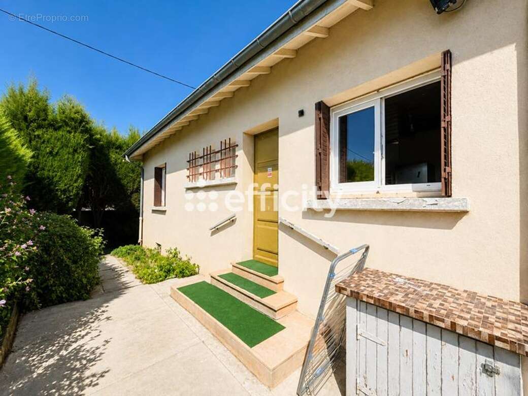 Maison 64 m² à Montelimar  - photo 3