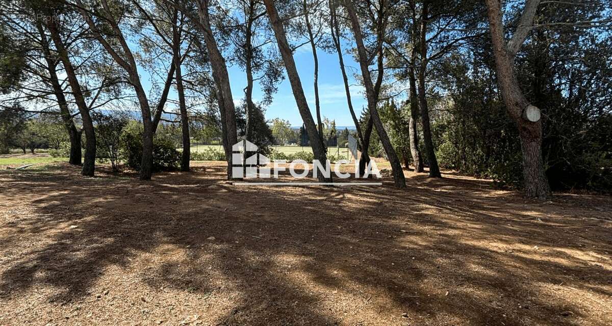 Appartement à SAUMANE-DE-VAUCLUSE