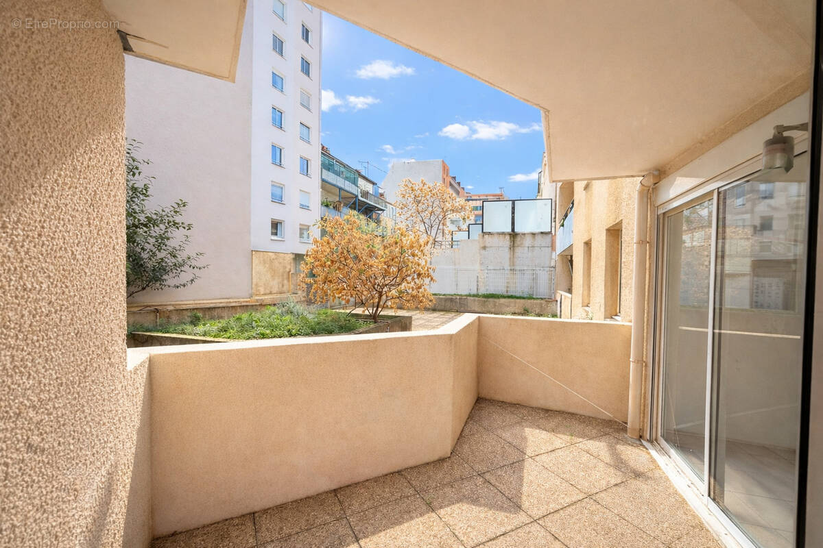 Appartement à MARSEILLE-8E
