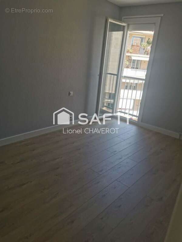 Appartement 74 m² à Sete  - photo 9