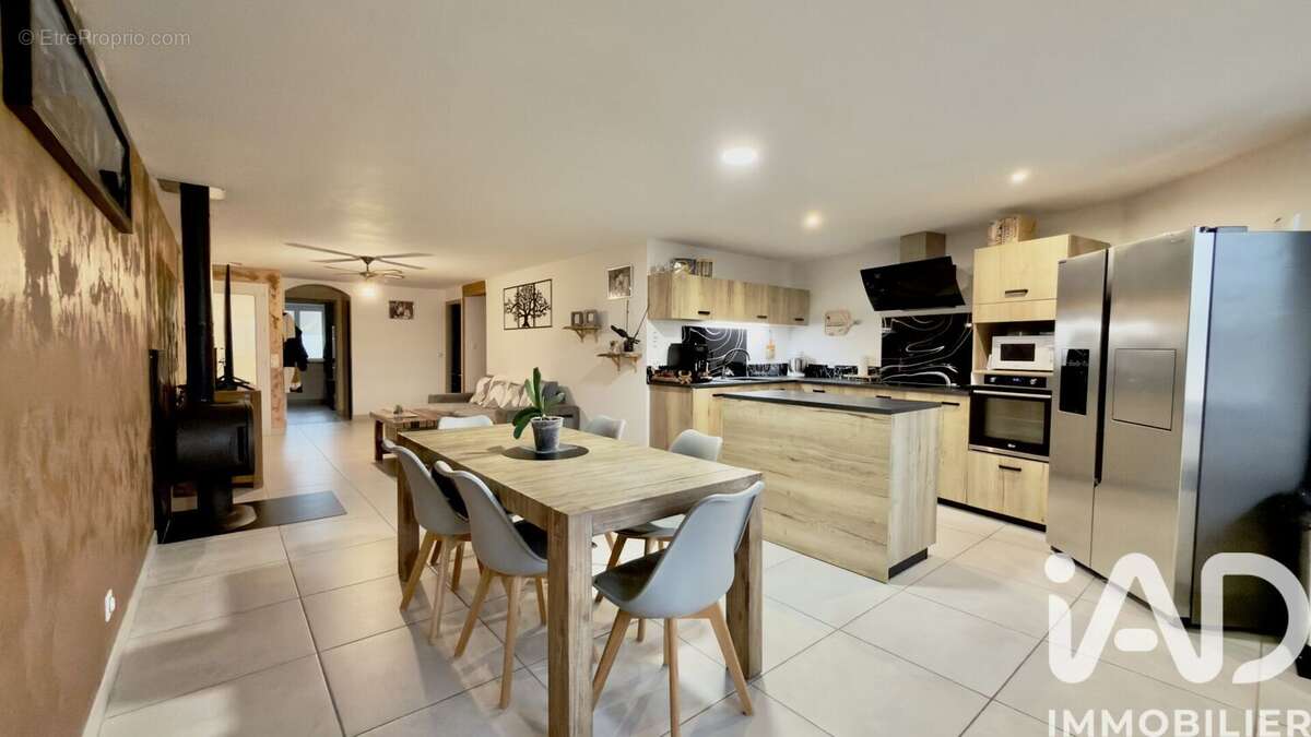 Photo 3 - Maison à ESCALES