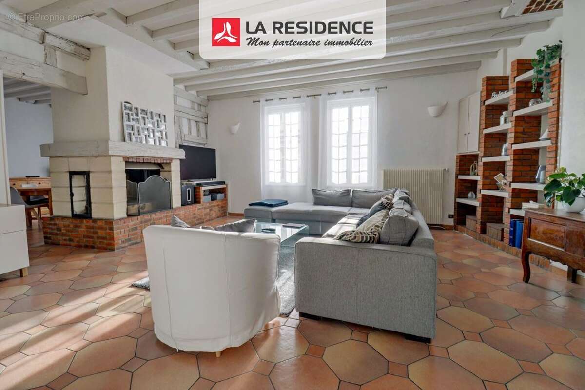 Maison 248 m² à Pont-De-L'arche  - photo 3
