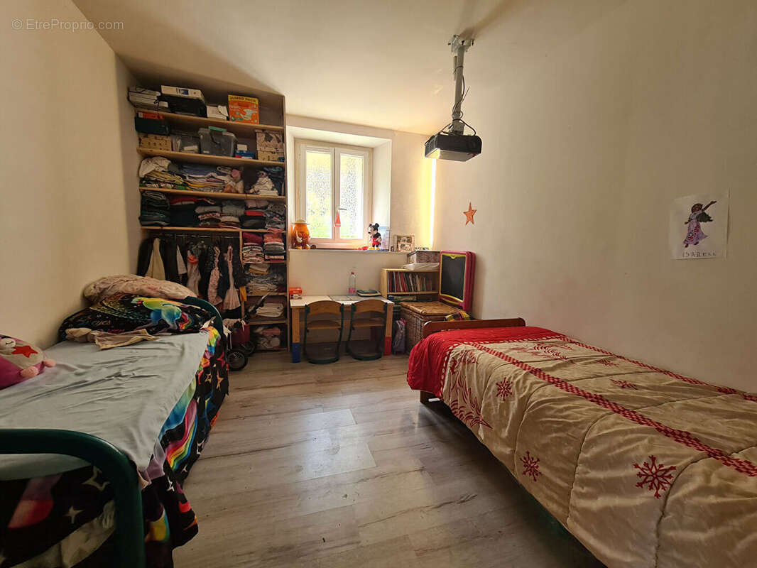 Maison Longueville gare paris est 50 mn à 5min 2 chambres+ aménageable  budget - photo 5