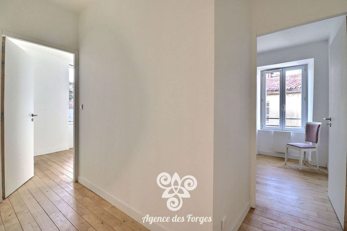 Appartement - 2 chambres - 65m² - Quartier Trinité Clisson - photo 9