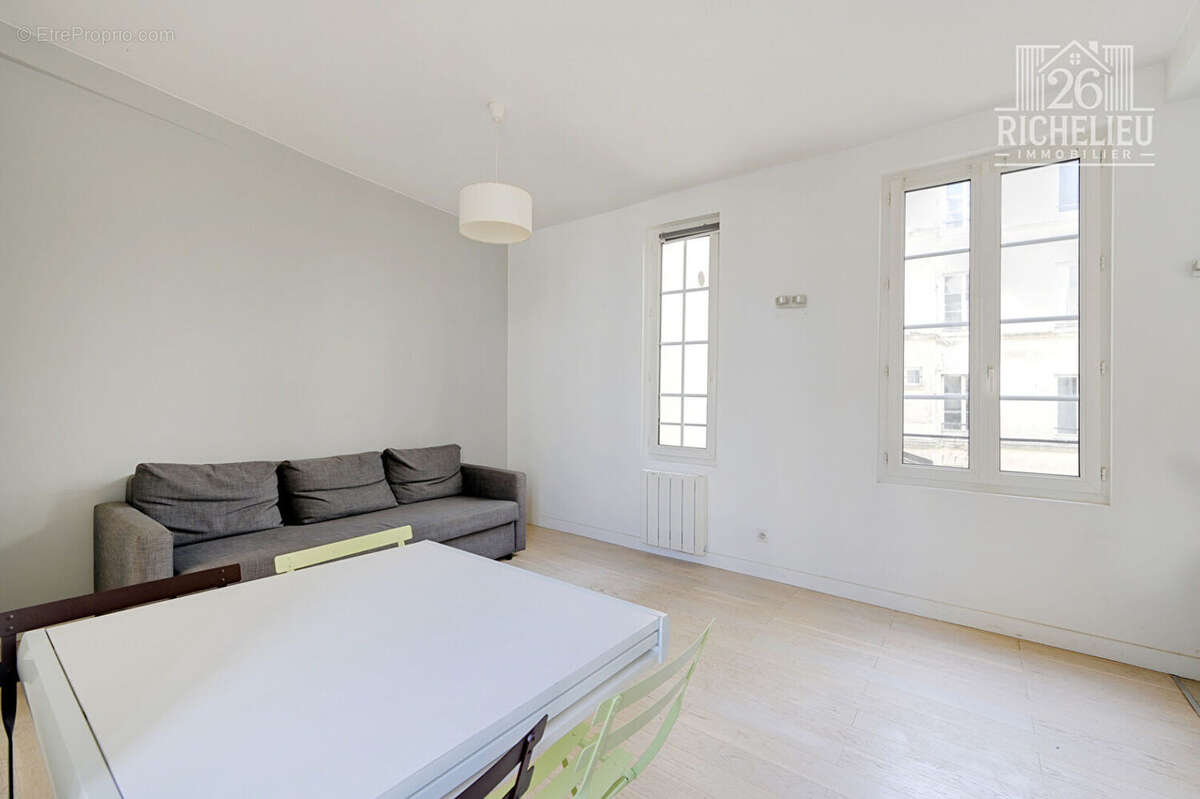 Appartement à PARIS-4E