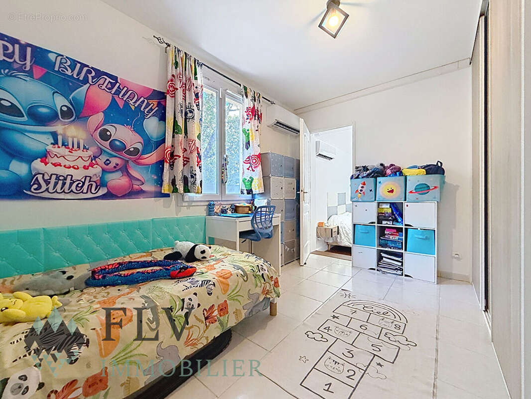 Maison 4 pièce(s) 75 m2 avec son Terrain à Roussillon ! - photo 8