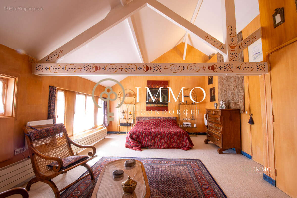 Maison à BOURG-LA-REINE