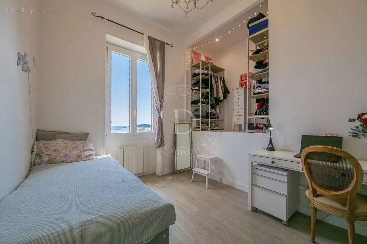Appartement à BEAULIEU-SUR-MER
