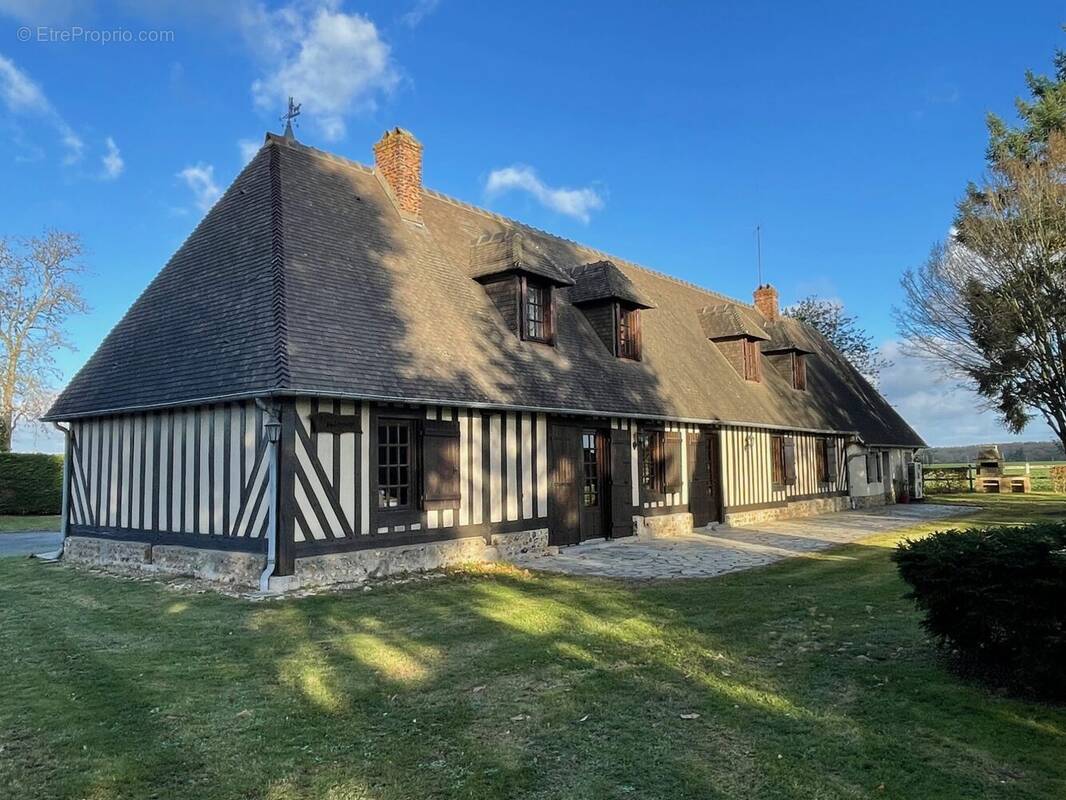 Maison à BERNAY