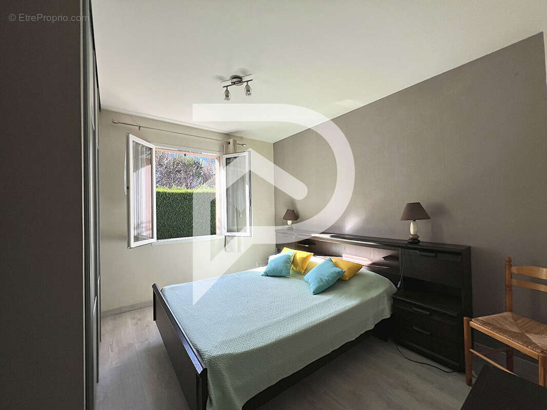 Maison à SAINT-DENIS-DE-PILE