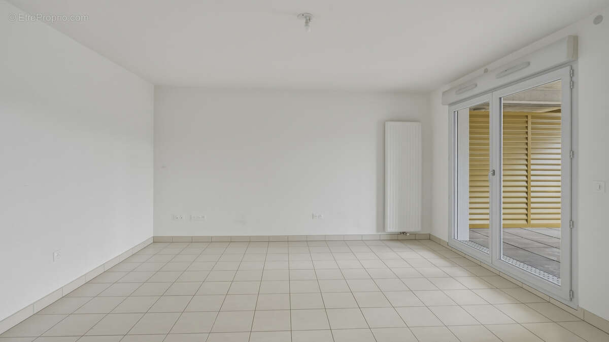 Exclusivité - limite chamalières - t2 - 45m2 - terrasse cave et stationnement - photo 4