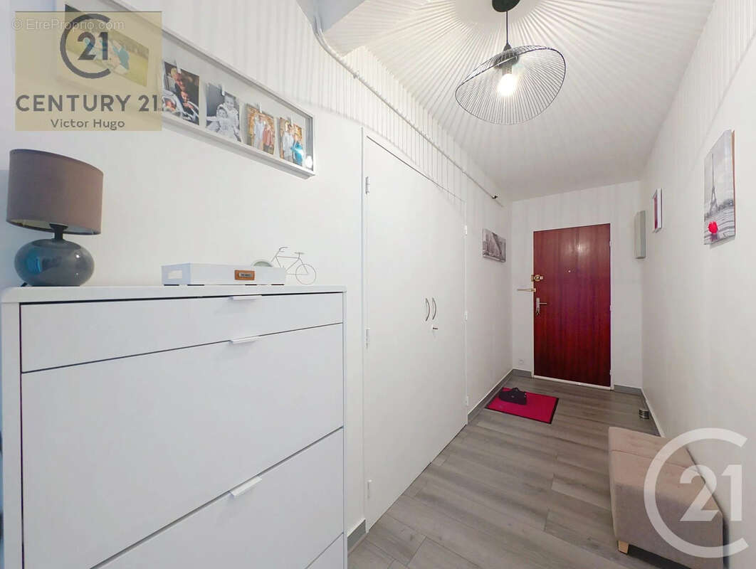 Appartement 72 m² à Limoges  - photo 3