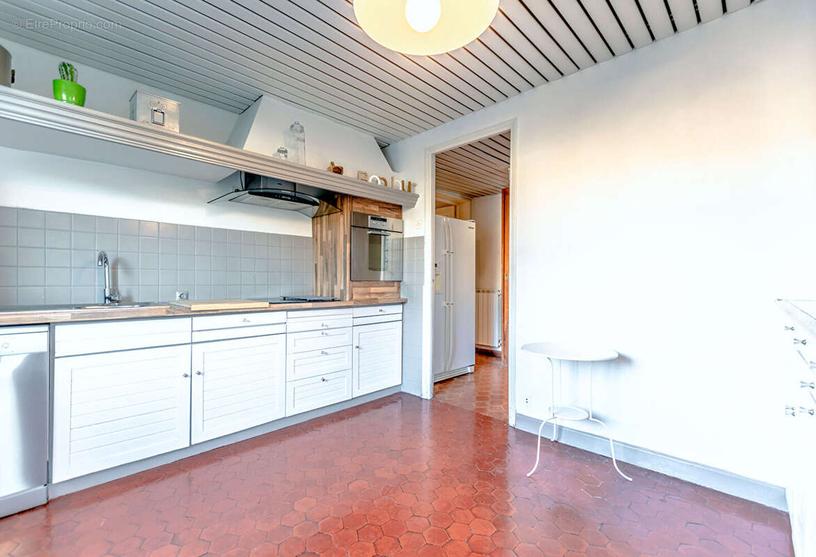 Maison à LES ISSAMBRES