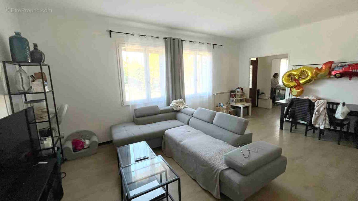 Photo 2 - Appartement à GORDES