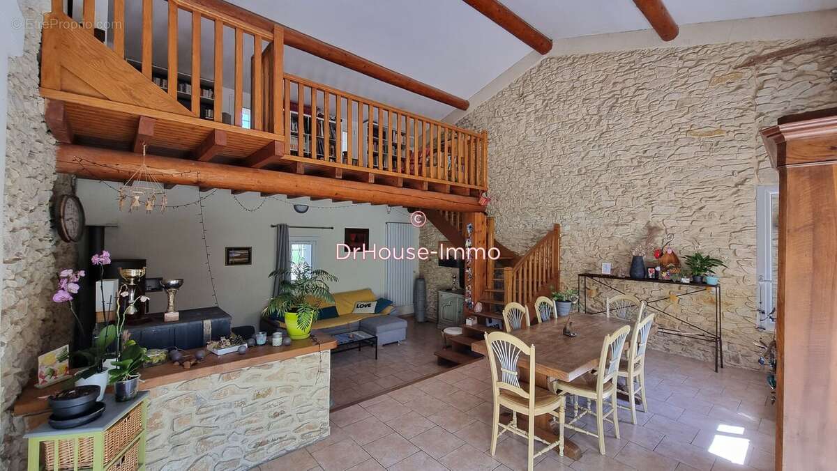 Maison 174 m² à Orange  - photo 38