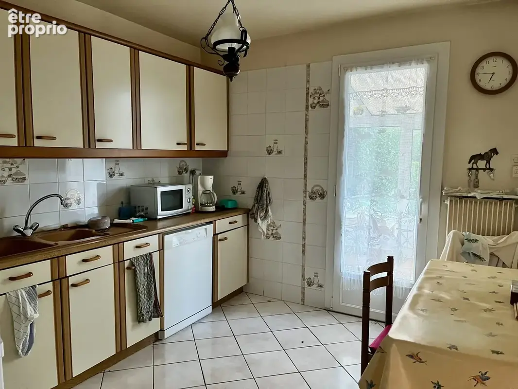 Maison 4 pièces 99 m² à vendre à Tournus (71700) - photo 4