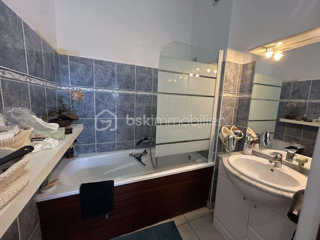 Appartement à SAINT-DENIS