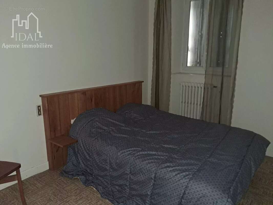 Maison à SAINT-PIERRE-DE-NOGARET