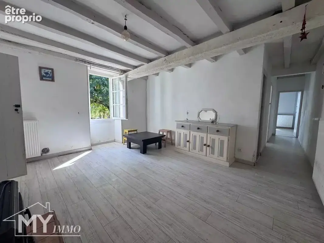 SAINT MÉARD DE GURÇON – Maison en pierre avec grange - photo 4