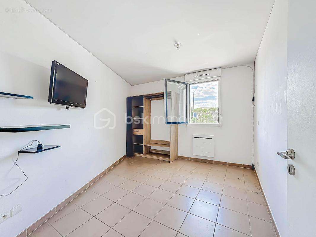 *** Appartement T3 de 60m2 avec terrasse et parking à PALAVAS *** - photo 9