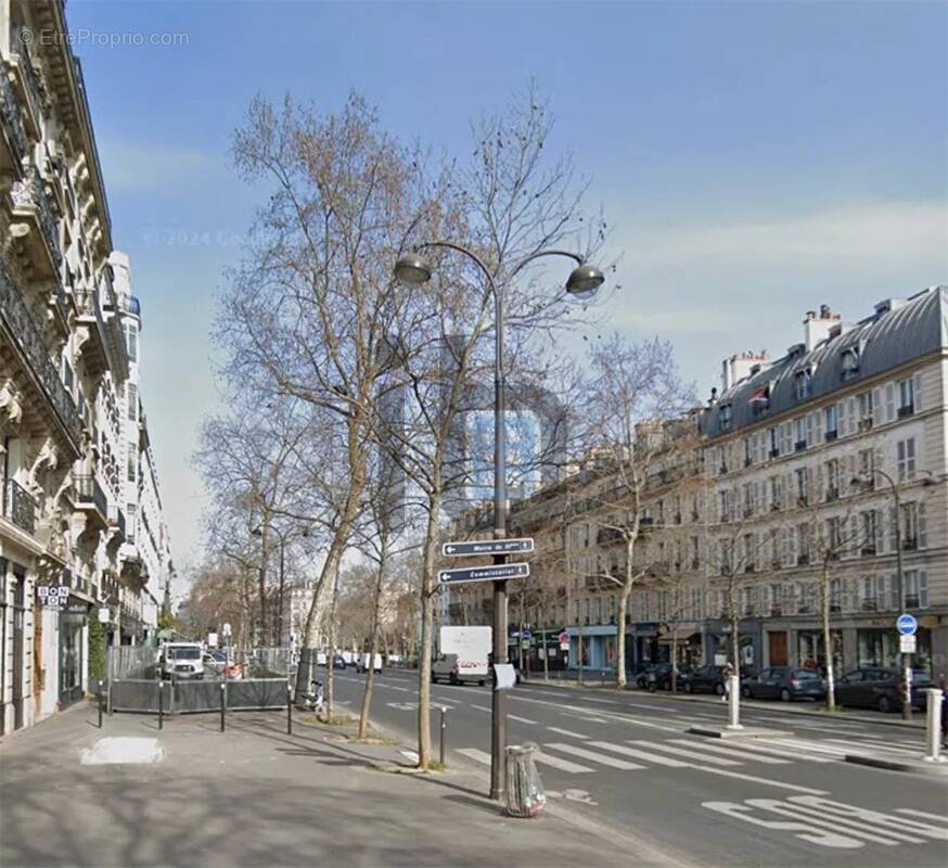 Commerce à PARIS-3E