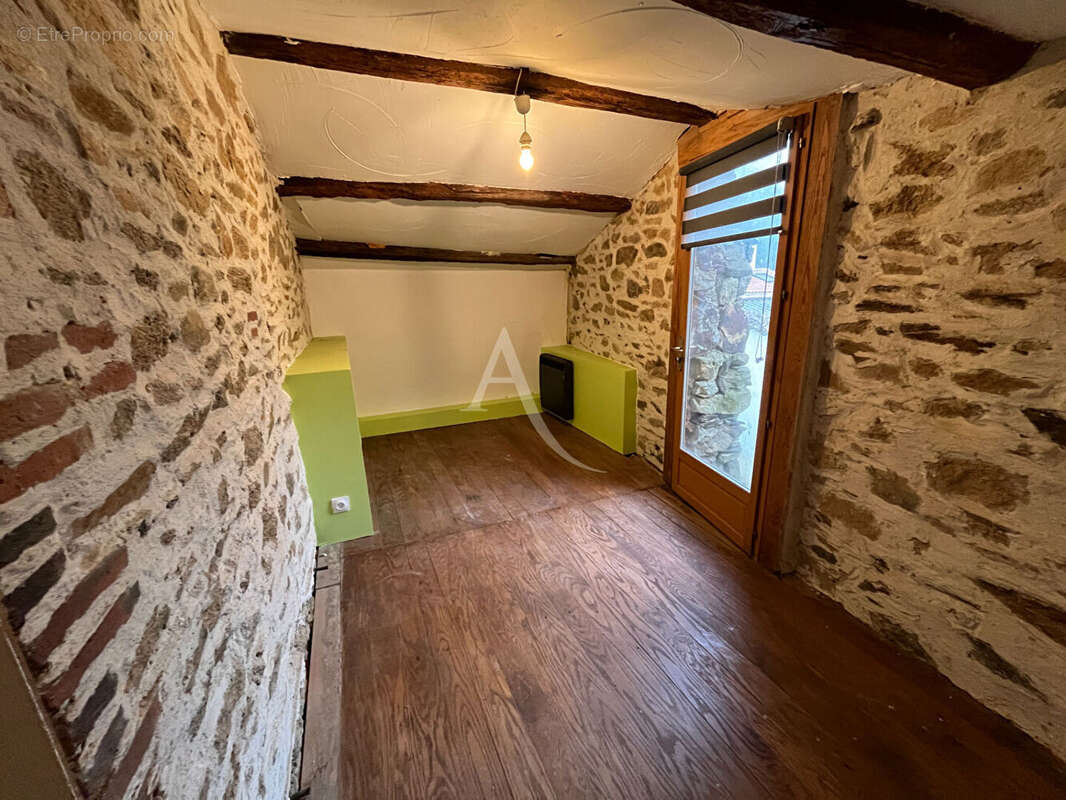 Maison à SAINTE-FLAIVE-DES-LOUPS