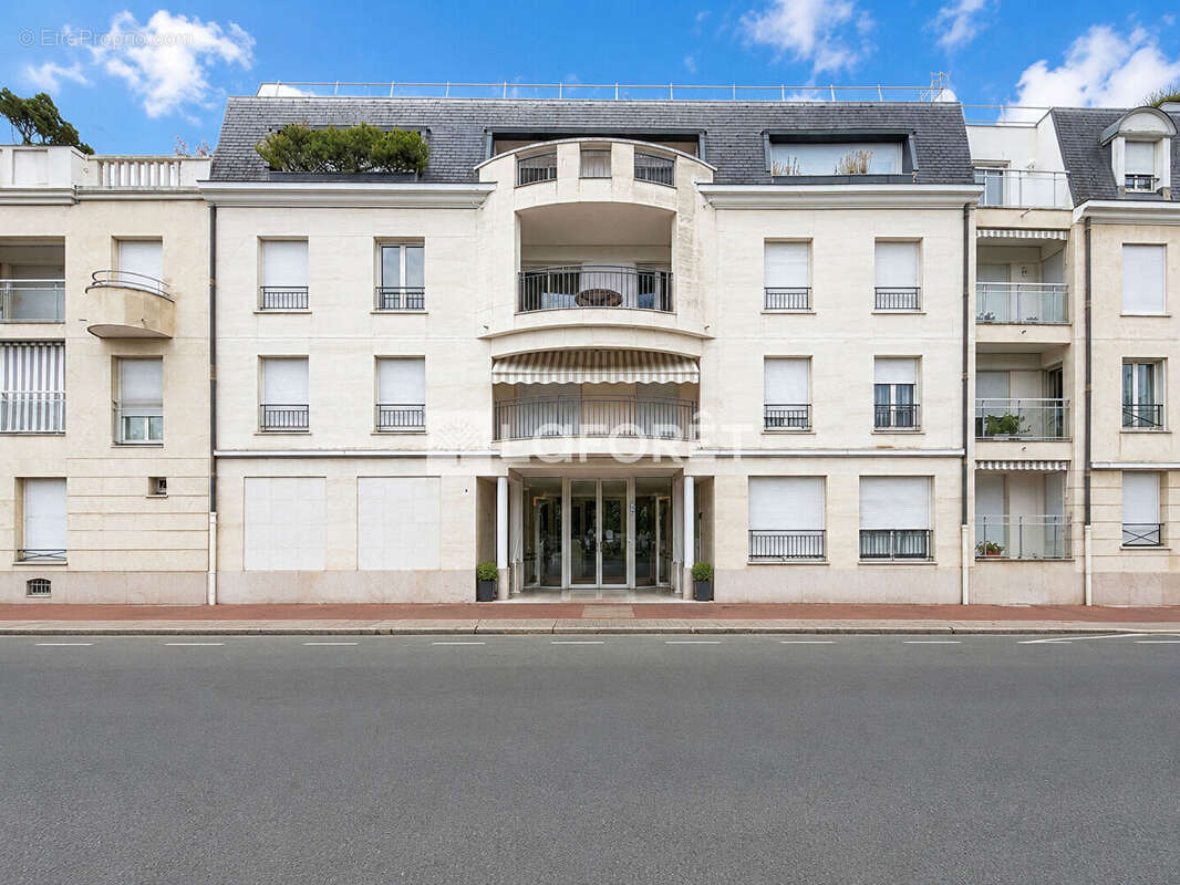 3 pièces de 69 m² - Résidence de standing en plein centre-ville - photo 11