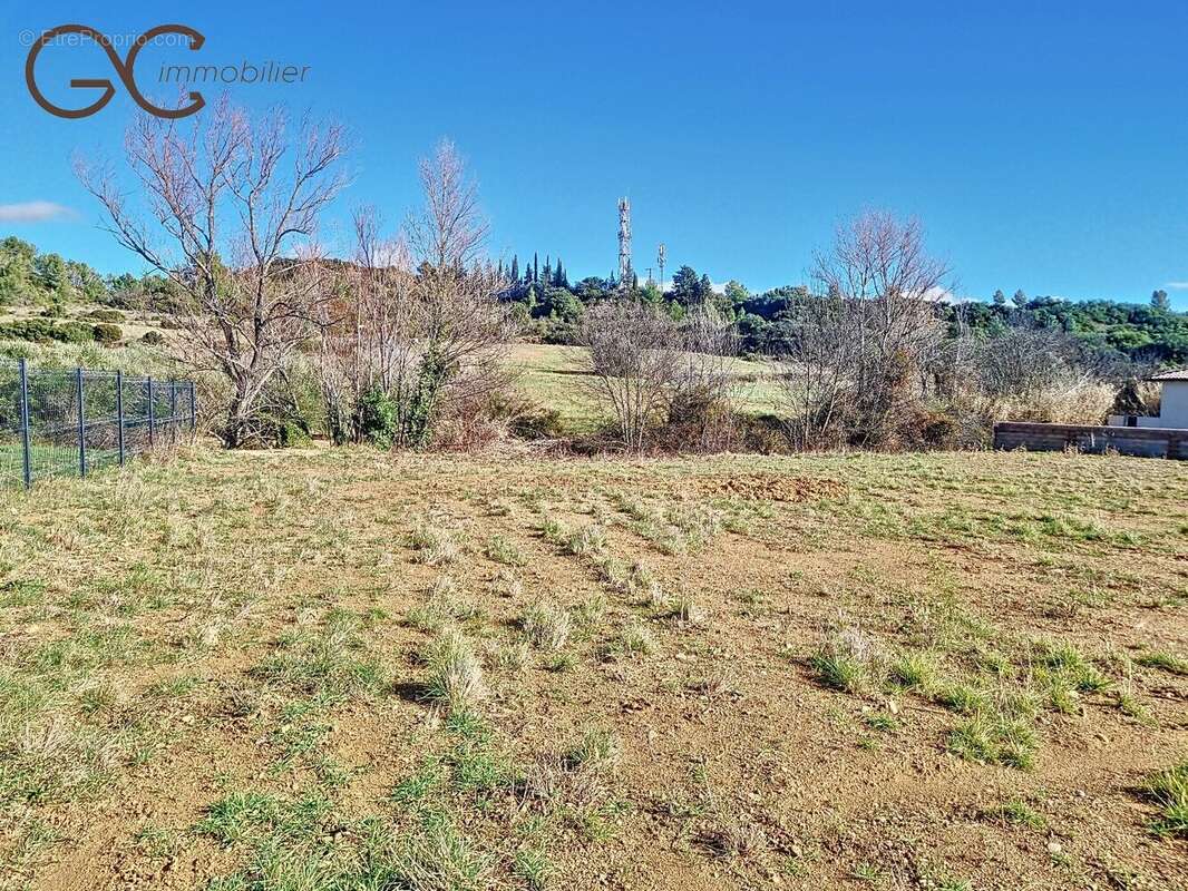 Terrain à CESSENON-SUR-ORB