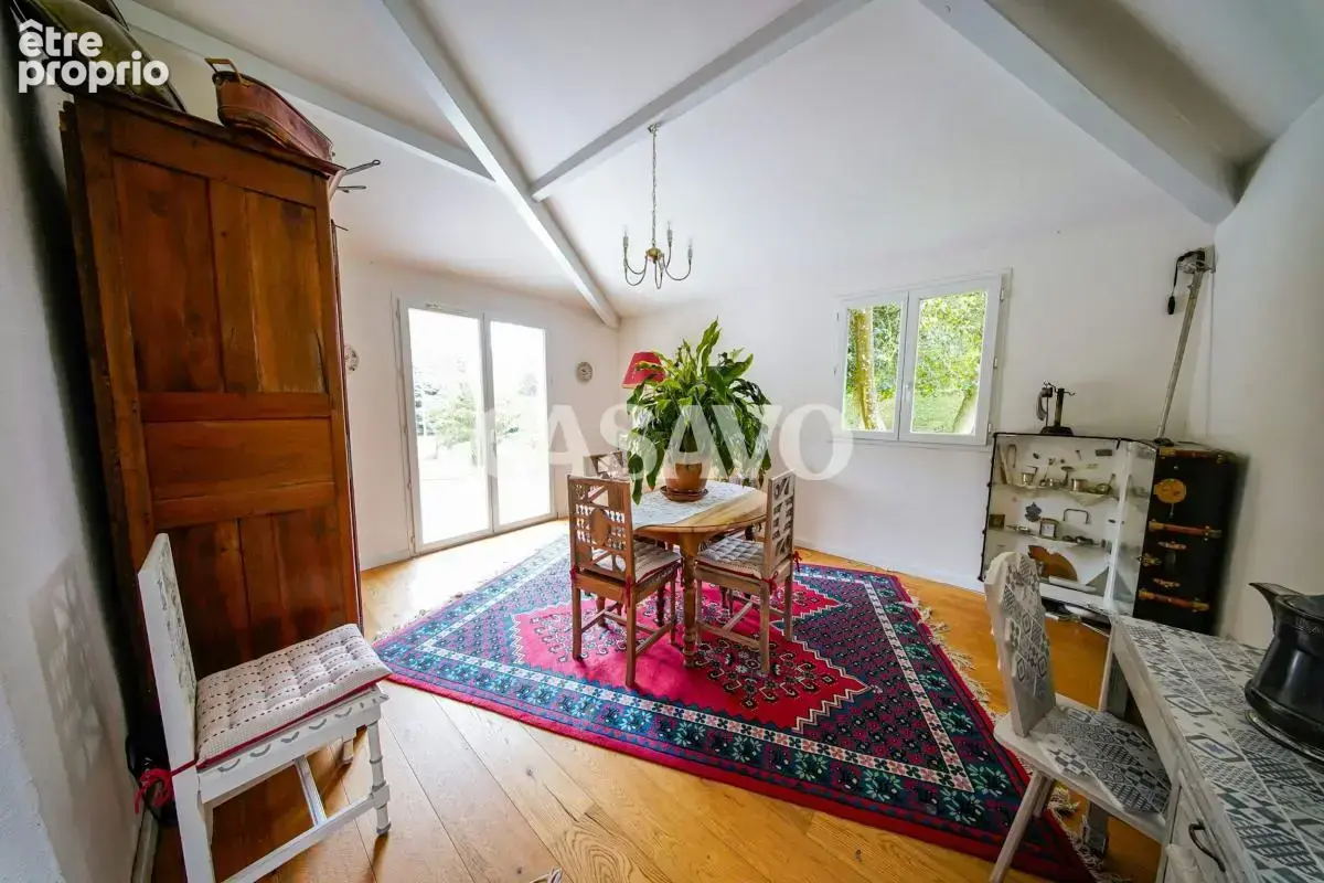 Vente Maison 7 pièces de 190m² - 38540 Heyrieux - photo 13