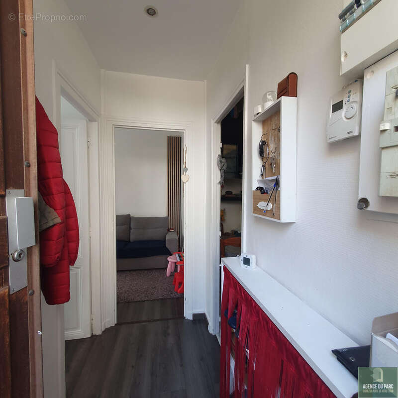 Appartement de trois pièces en cœur de ville - photo 2