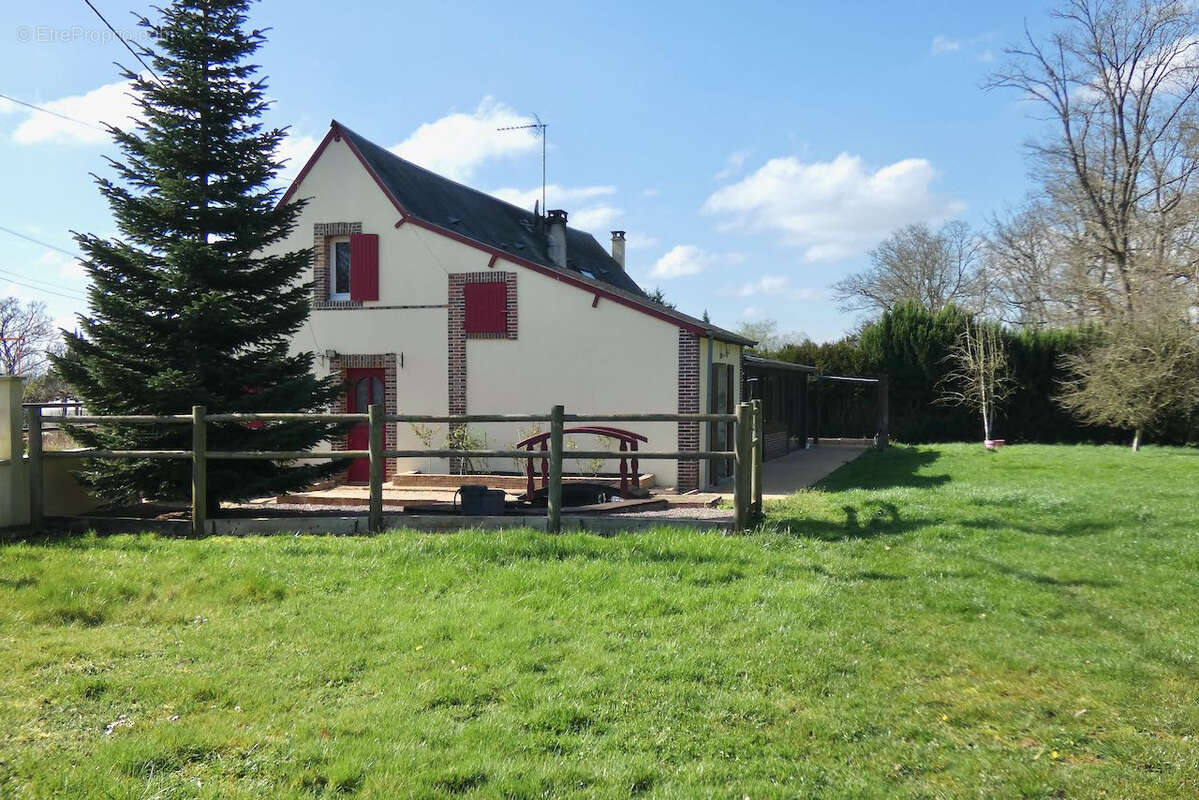 Maison à BRETEUIL
