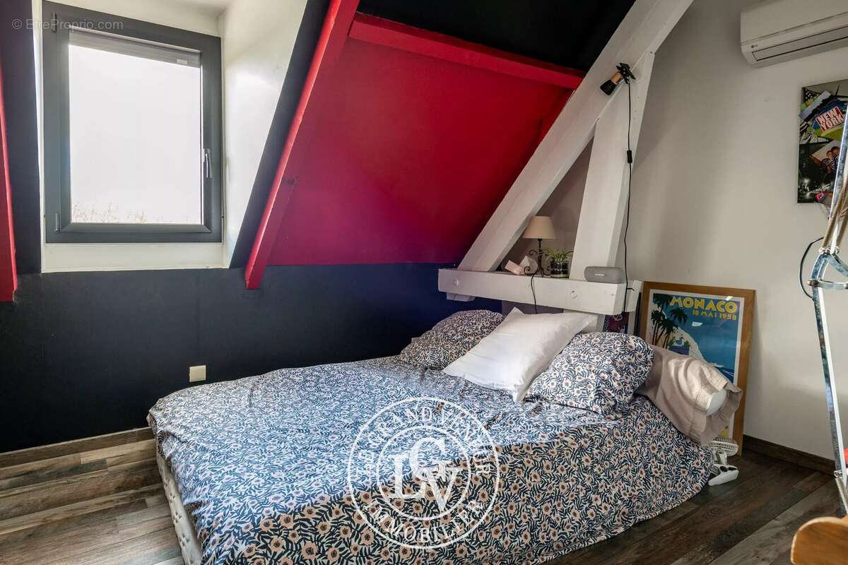 Maison à FONTAINEBLEAU