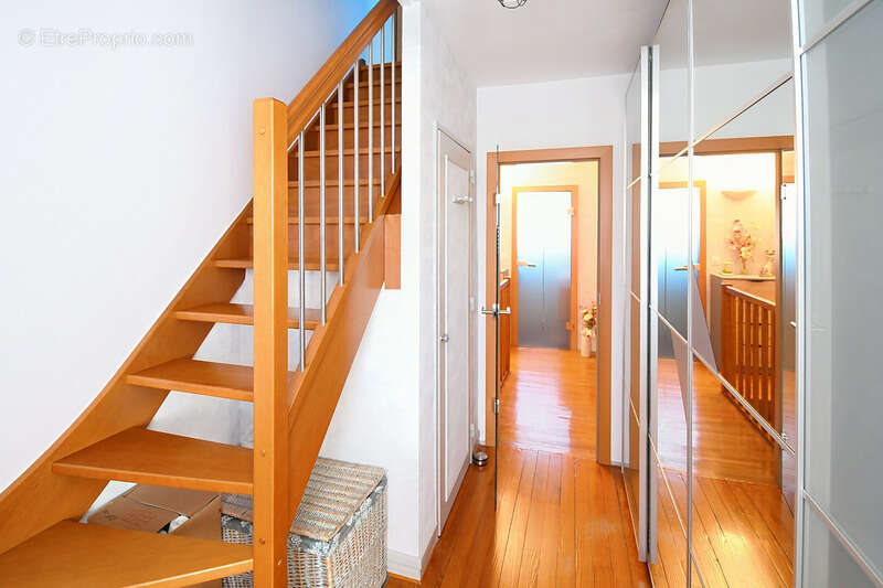 Maison mexy 94m2, 3 chambres, 2 salles de bain, dressing ou bureau, garage, jardin - photo 5