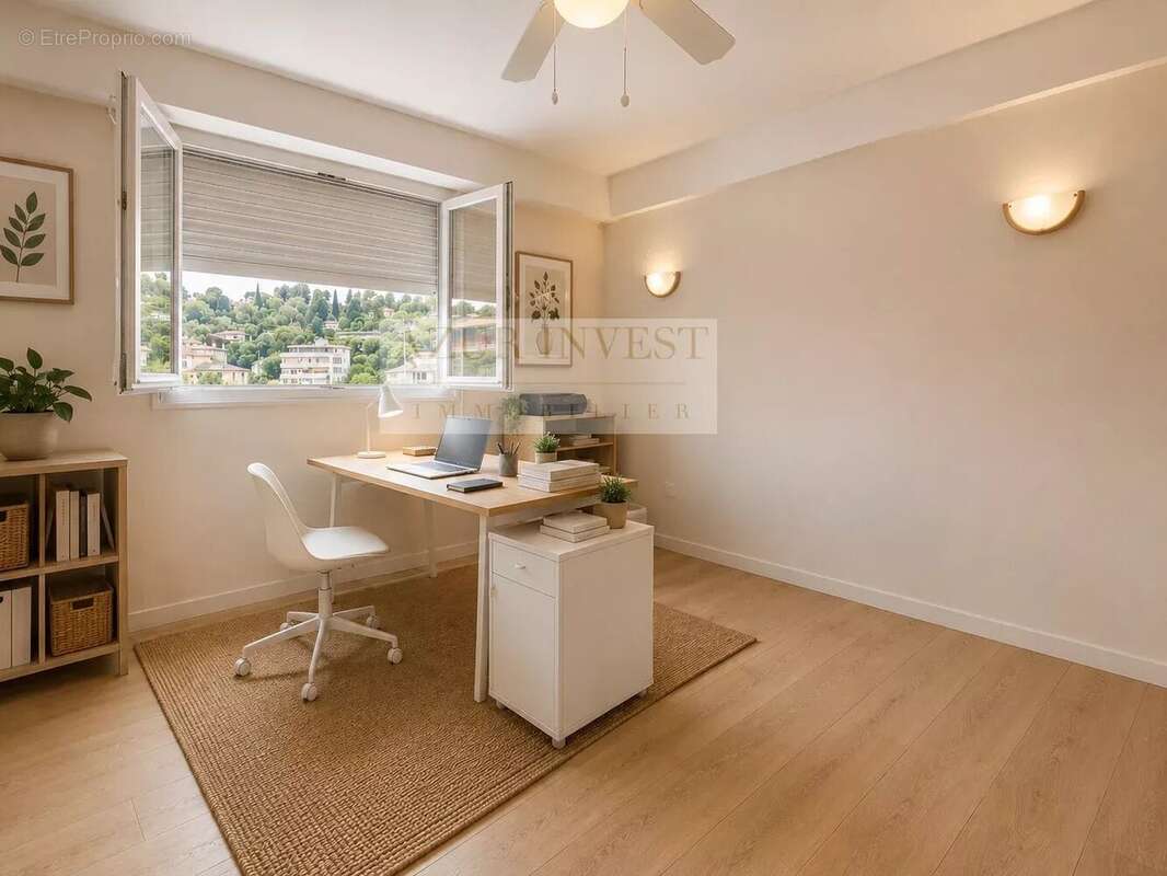 Appartement à ROQUEBRUNE-CAP-MARTIN