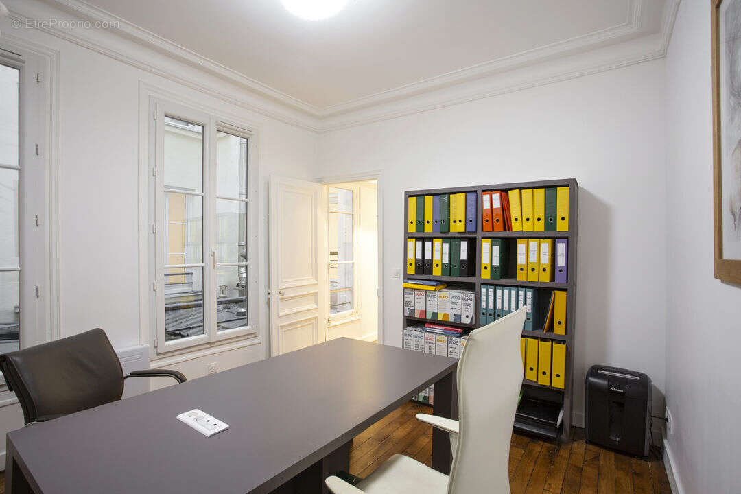 Appartement à PARIS-9E