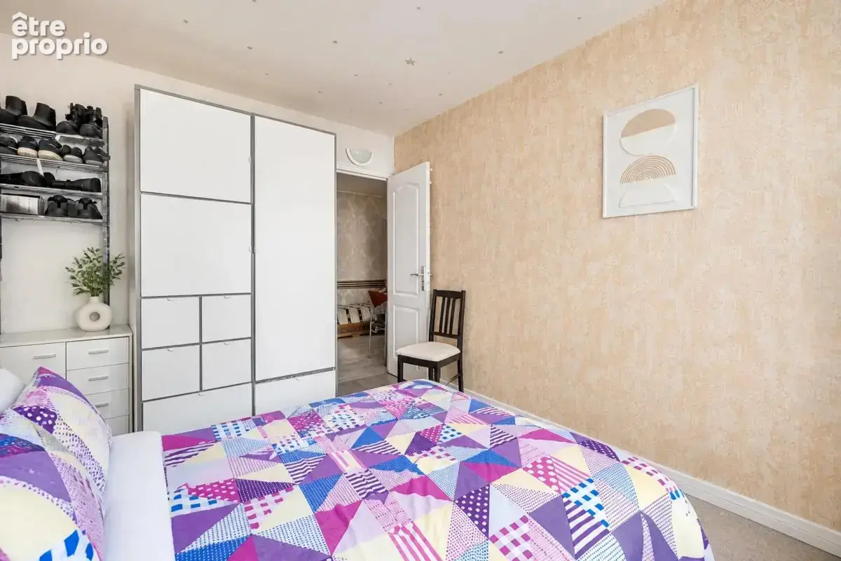 Appartement de 4 pièces de 66 m² à Grigny - photo 6