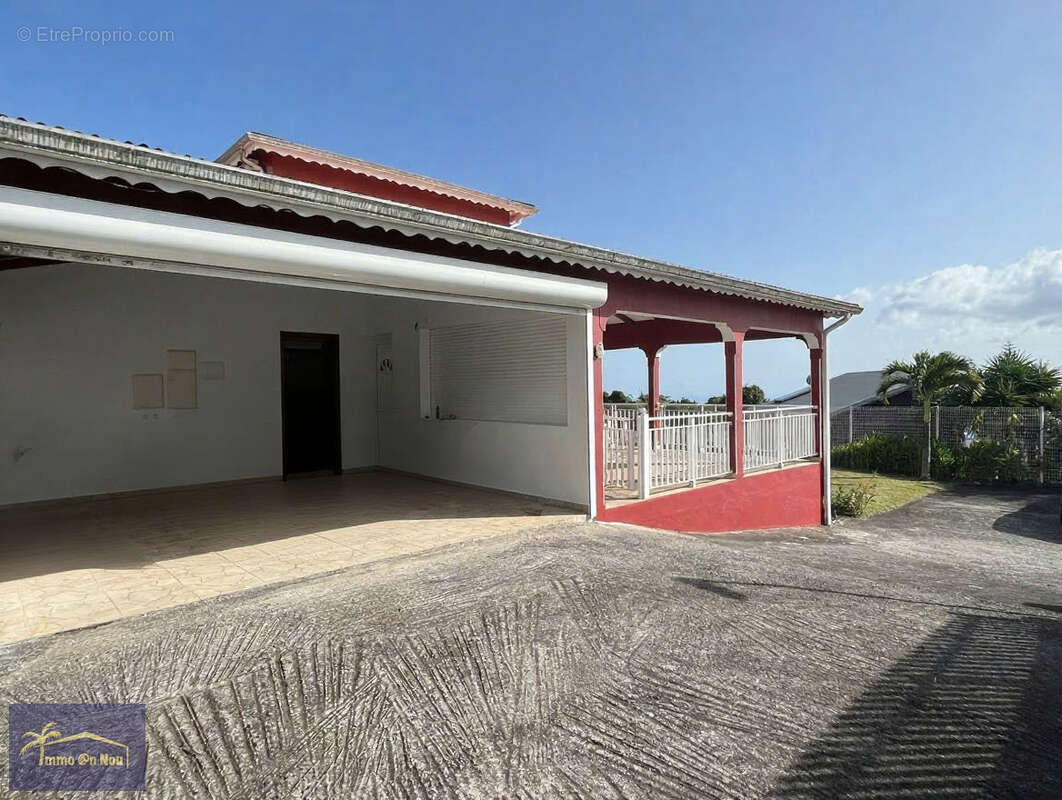 SAINT-CLAUDE   Élégante villa avec appartement indépendant, vue mer et montagne - photo 30