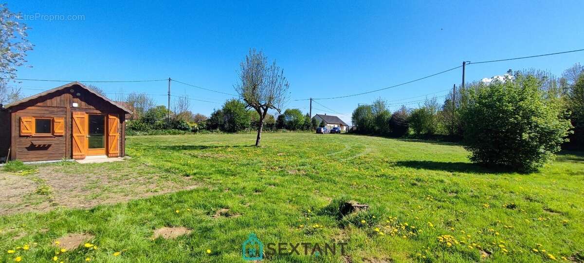 Terrain constructible 3076 m2 - photo 3
