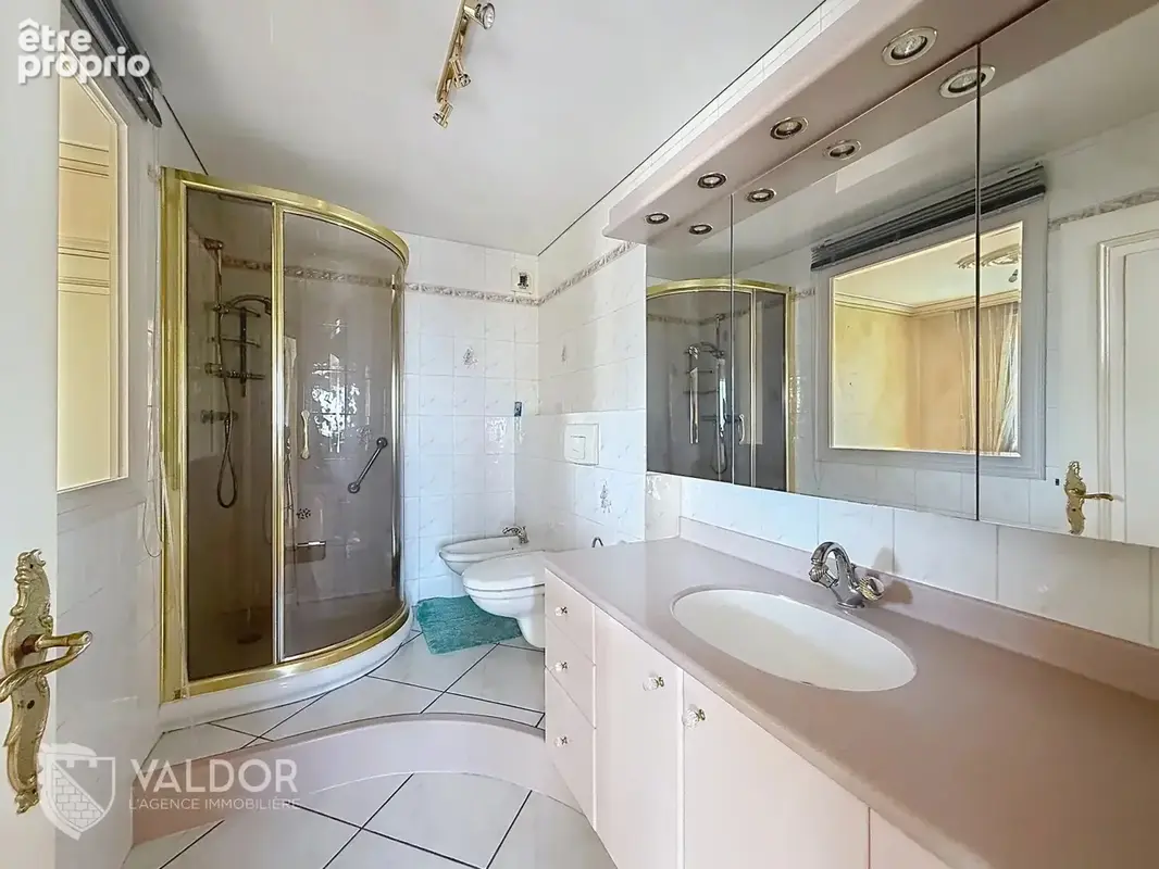 Appartement 6 pièces 115 m² à vendre à Villefranche-Sur-Saone (69400) - photo 13