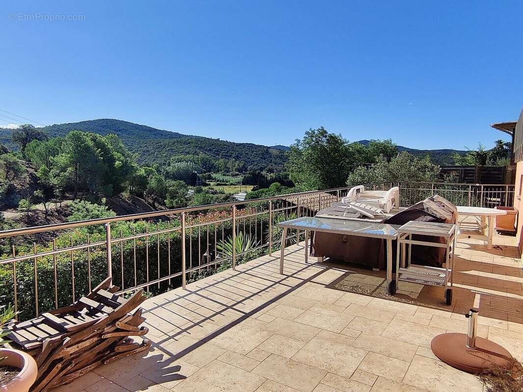 Maison 90 m² à Roquebrune-Sur-Argens  - photo 42