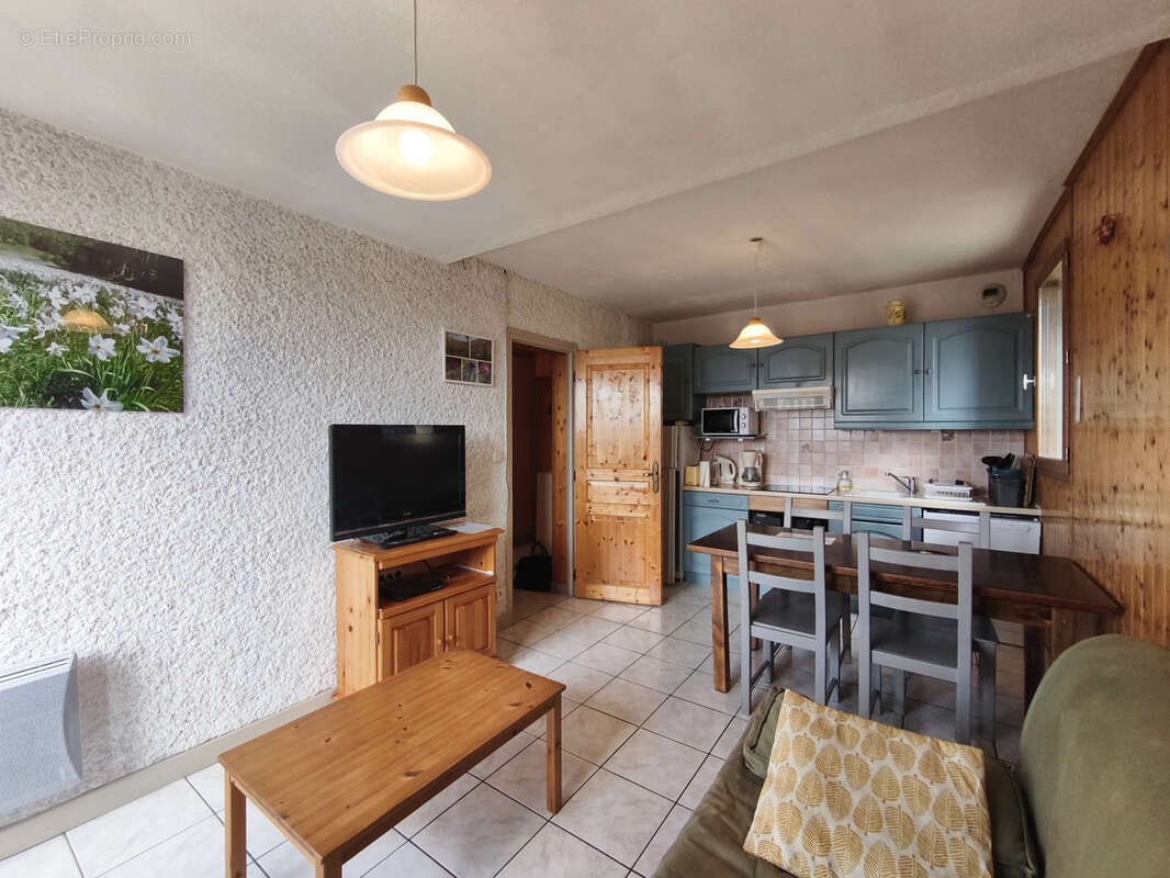 Appartement à SUTRIEU