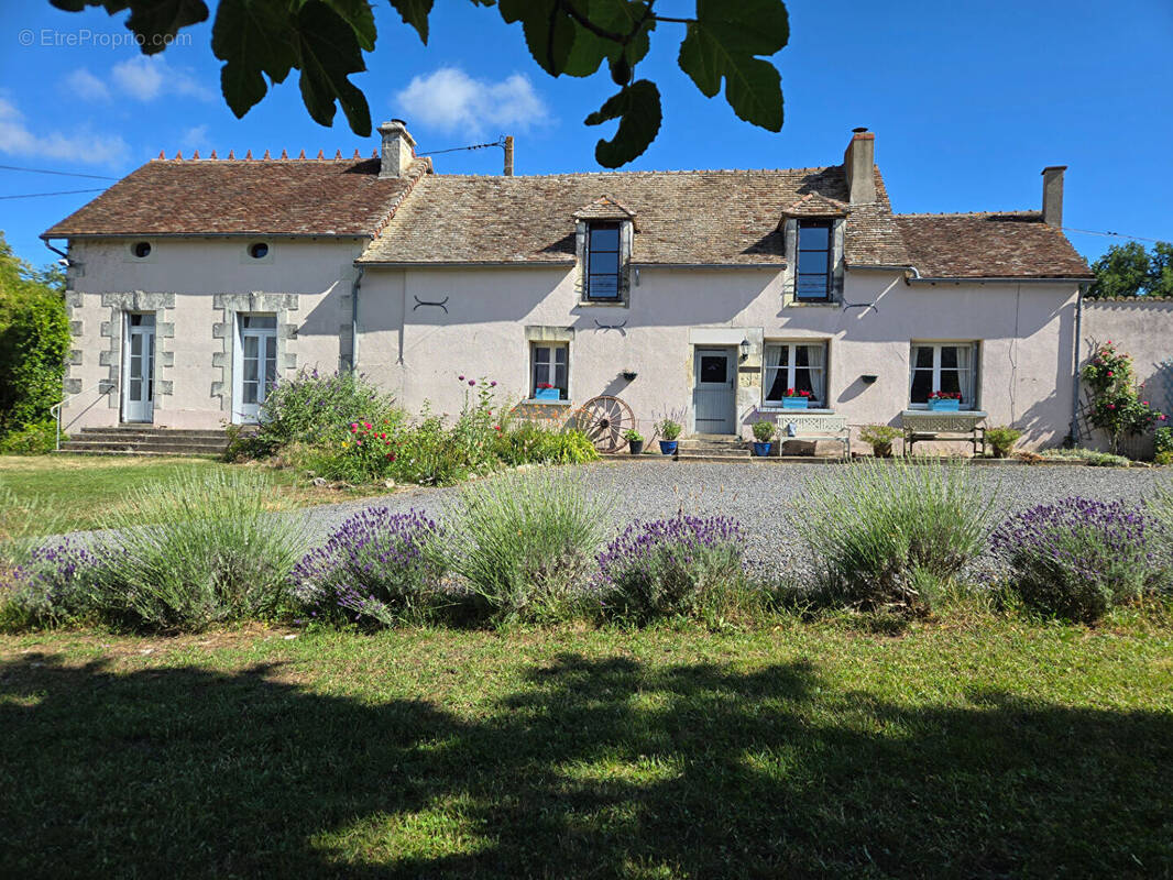 Maison à ARCHIGNY