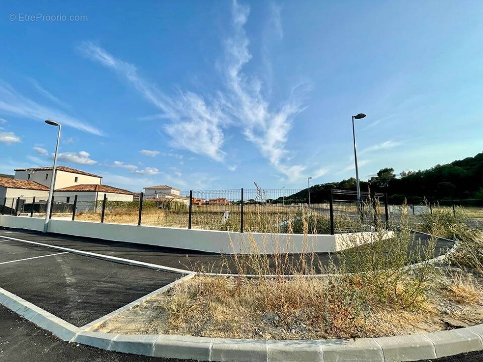 Terrain à SAINTE-CROIX-DE-QUINTILLARGUES