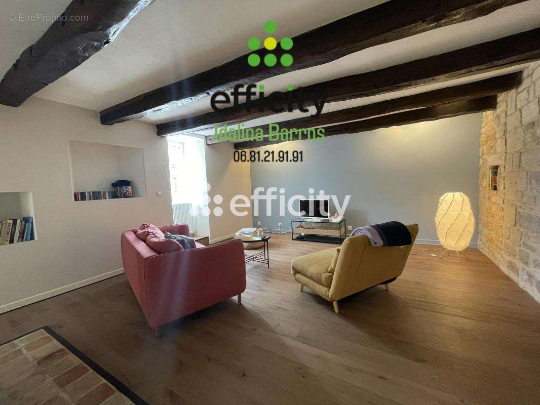 Maison à SAINT-AMANT-DE-BOIXE