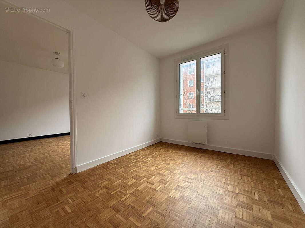 Appartement à MONTROUGE